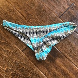 Frankie’s bikini bottoms